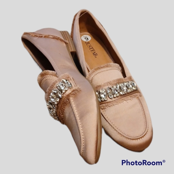 JustFab Shoes Justfab Loafer Cream Color 9 Poshmark